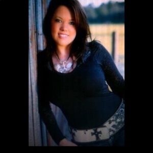 Women’s Large Cowhide Belt.